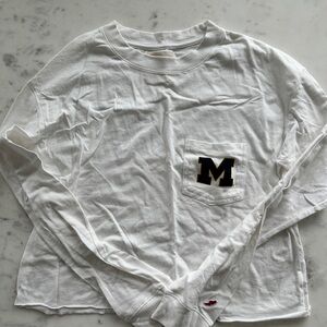 university of Michigan White Long Sleeve Shirt with 'M' Logo
